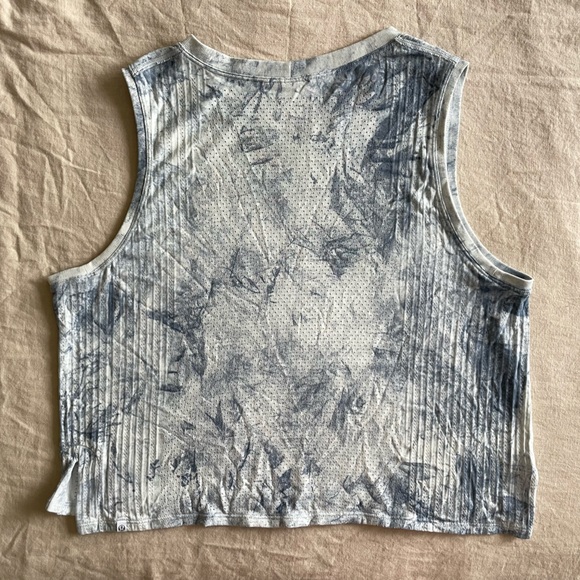 Lululemon Train to Be Tank Top - Picture 3 of 3